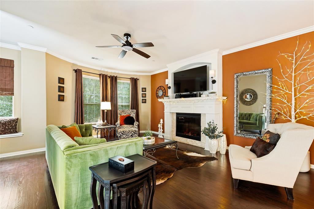Brownstones At Vista Ridge Con - Residential