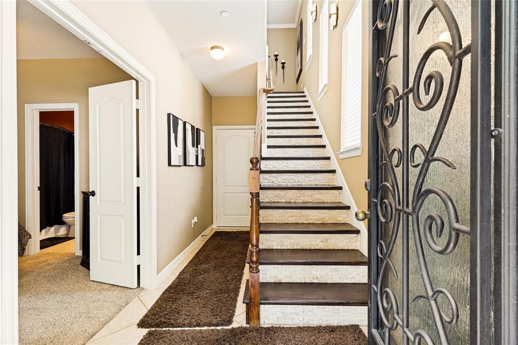 Brownstones At Vista Ridge Con - Residential