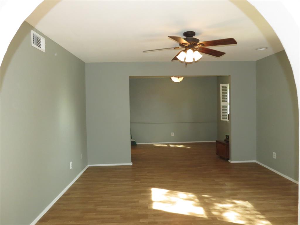 Meadow Park Inst 05 - Residential Lease