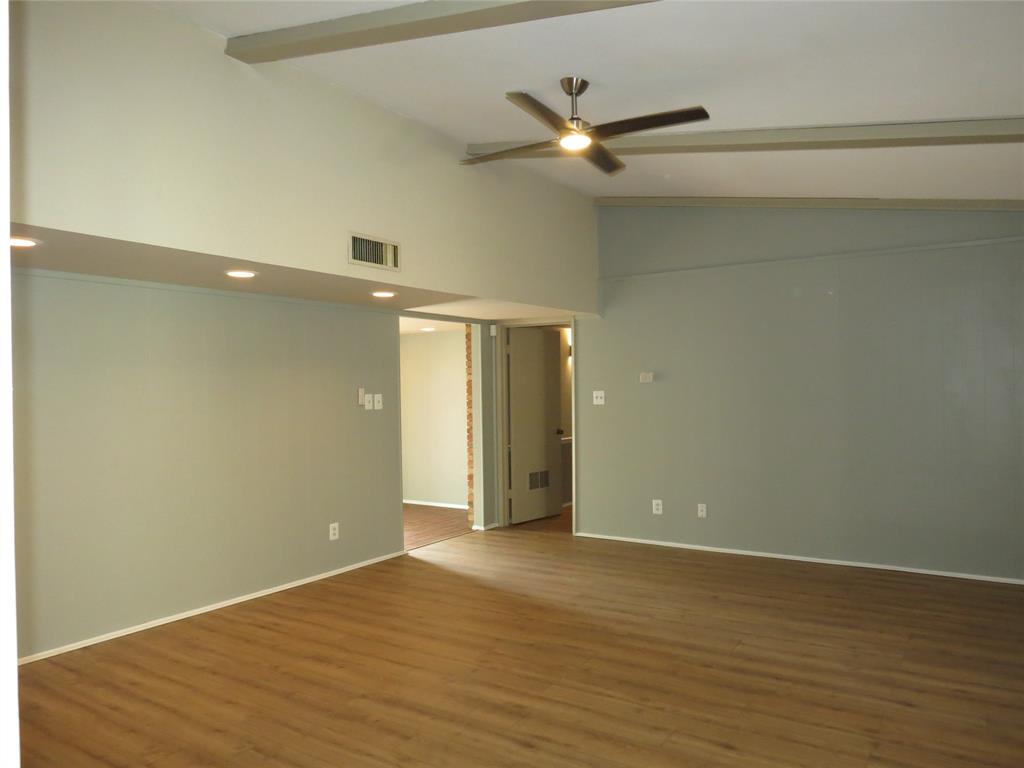 Meadow Park Inst 05 - Residential Lease