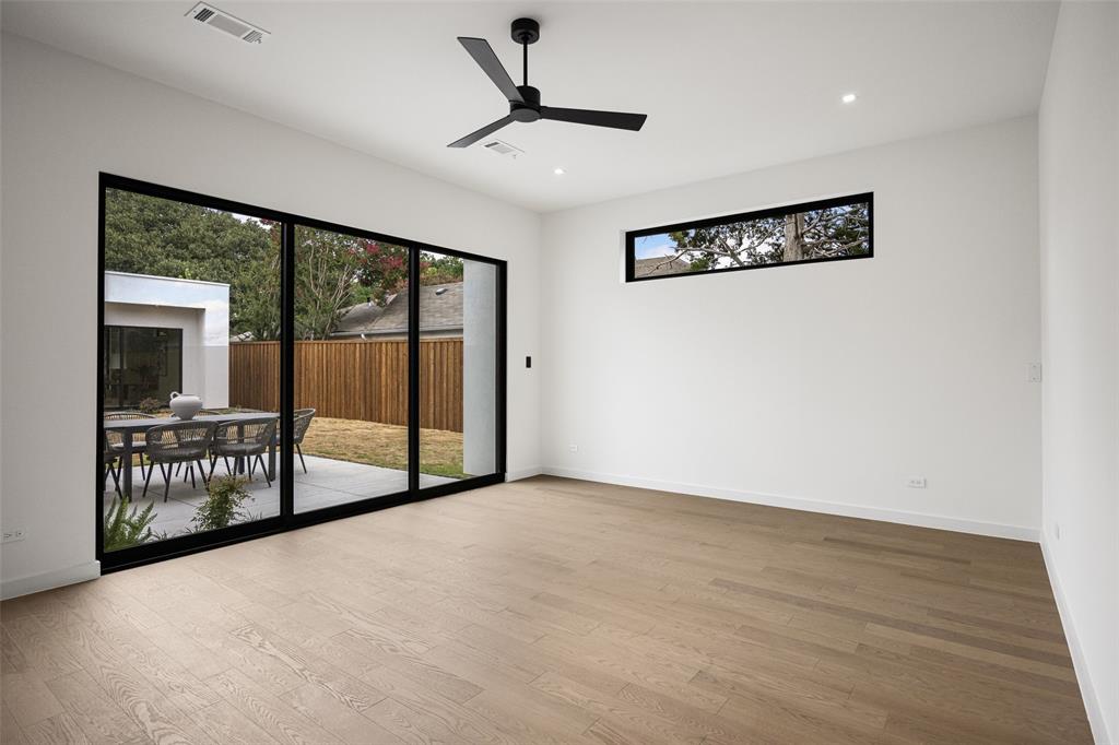 Wilshire Heights - Residential