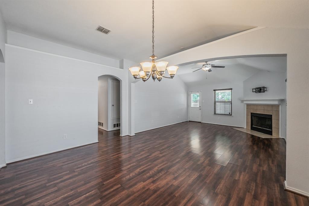 Amber Trails Fort Worth - Residential
