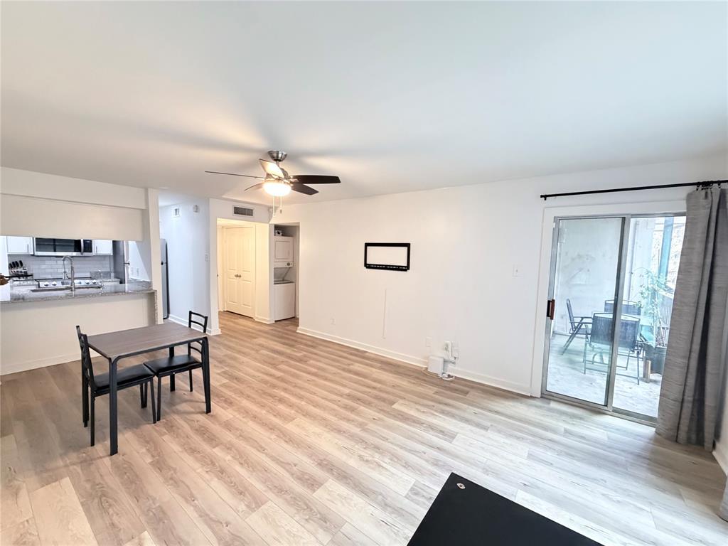 River Oaks Condos - Residential