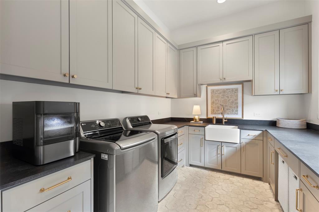 Newman Village Ph 5 - Residential