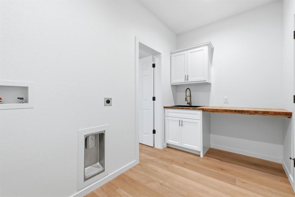 Hawleywood Square - Residential