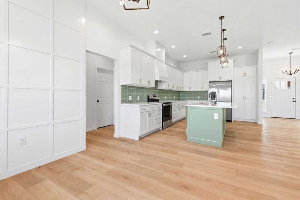 Hawleywood Square - Residential