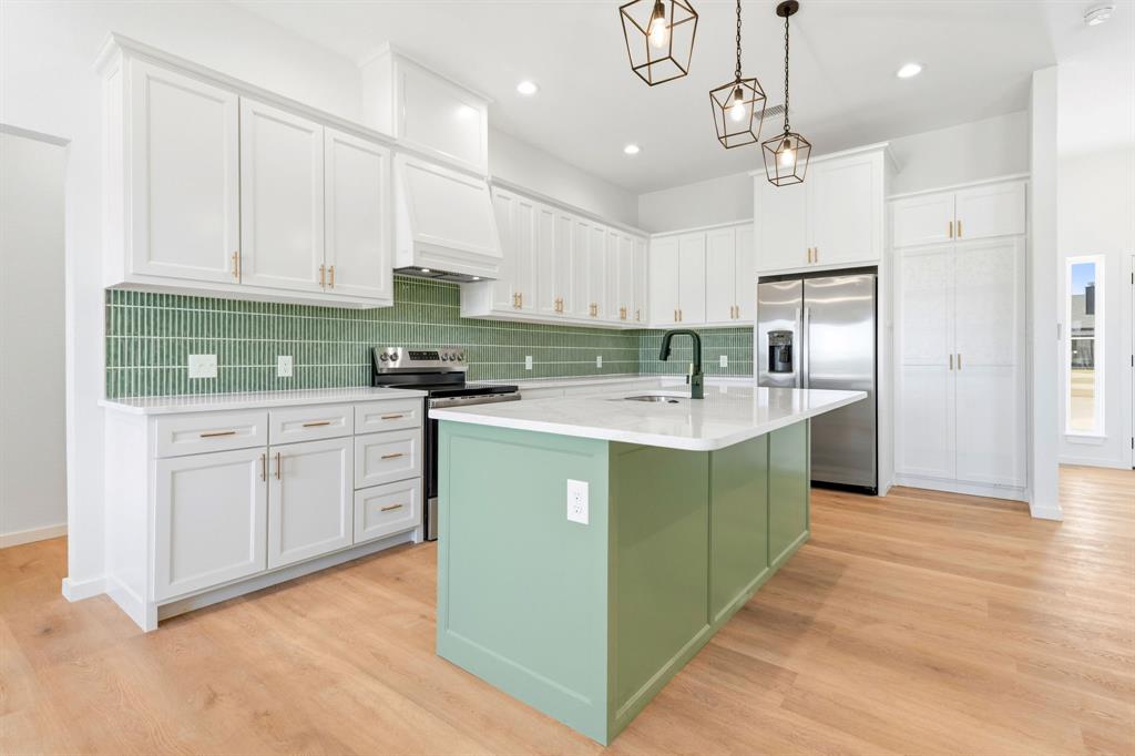 Hawleywood Square - Residential