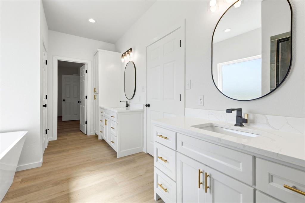Hawleywood Square - Residential