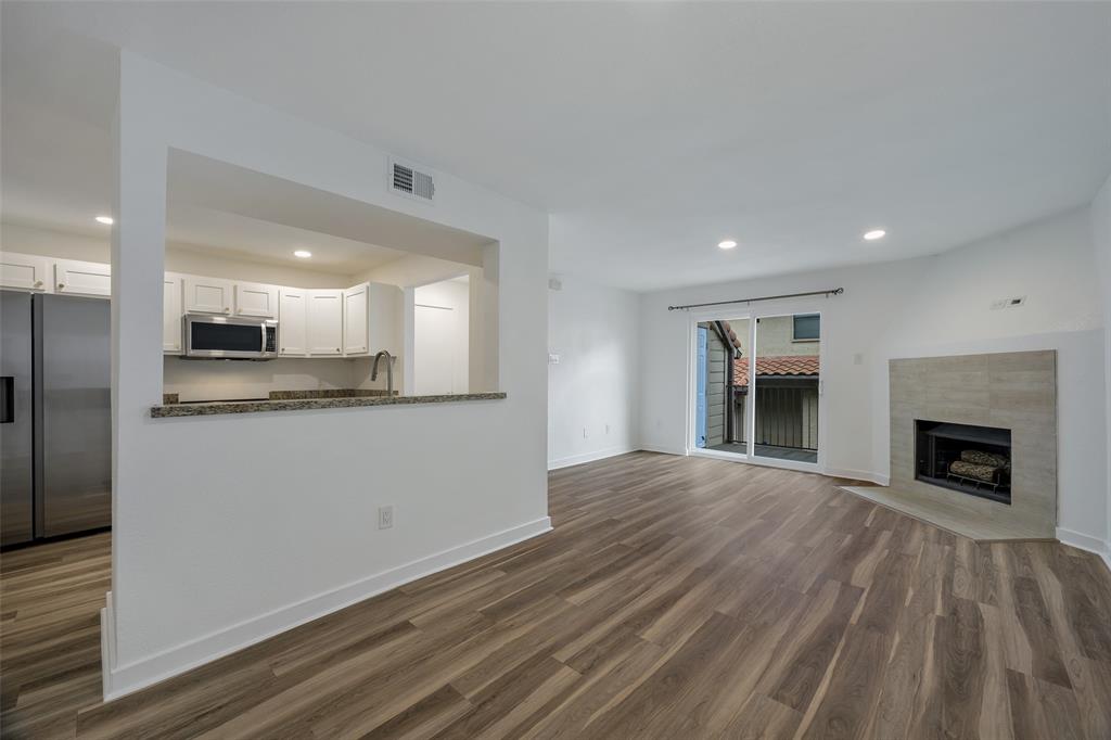 Parkside Cedar Spgs Condo - Residential