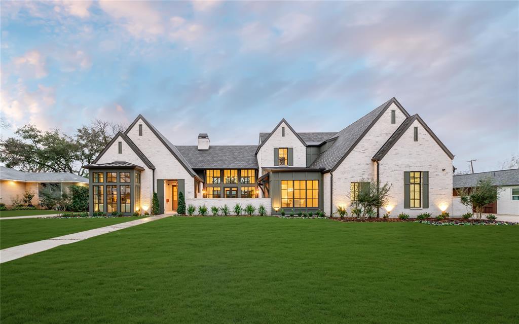 Manchester Downs - Residential