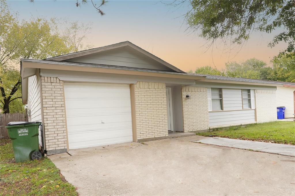 Freeway East Rev - Residential