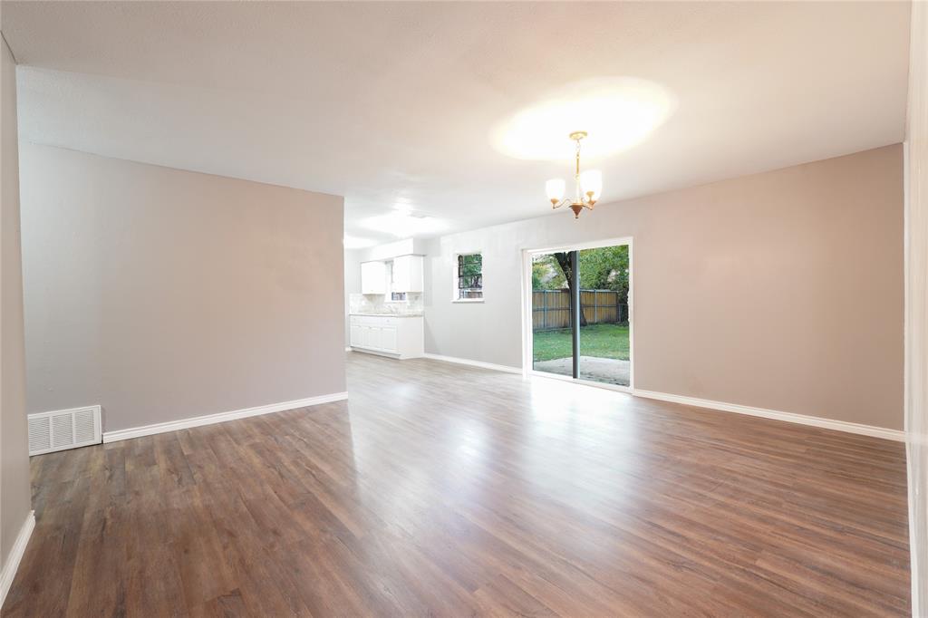 Freeway East Rev - Residential