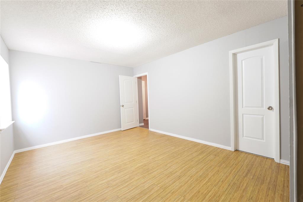 Freeway East Rev - Residential