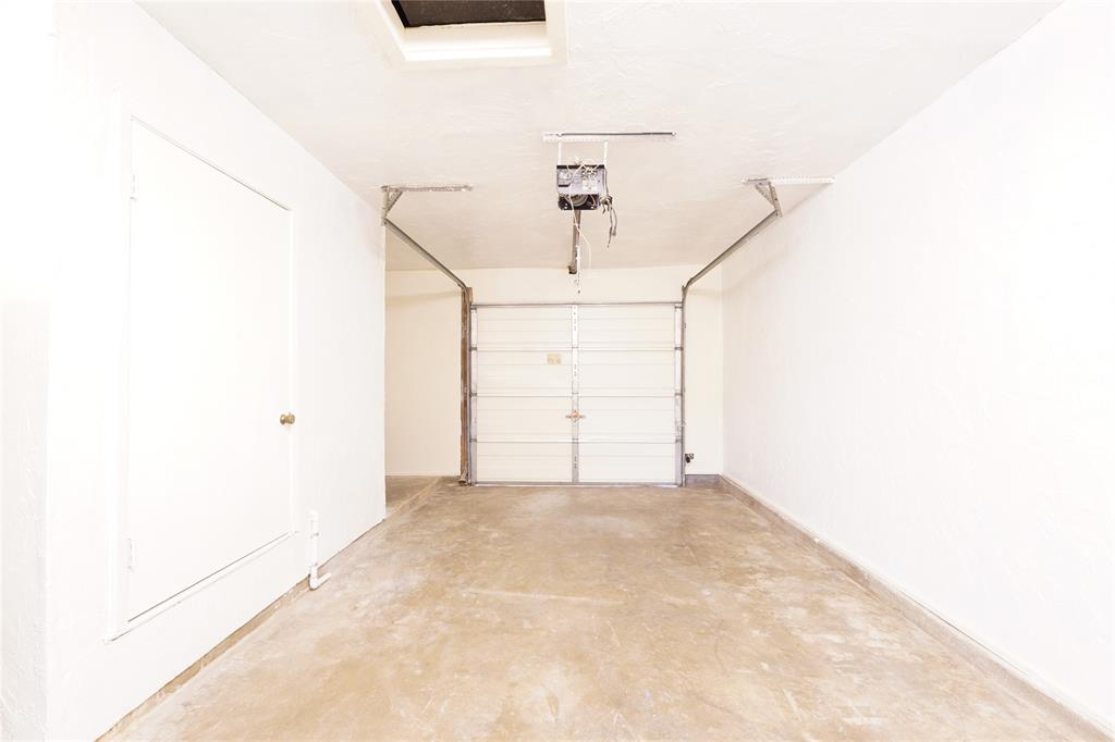 Freeway East Rev - Residential