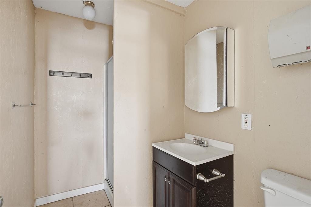 Original Cleburn - Commercial Sale