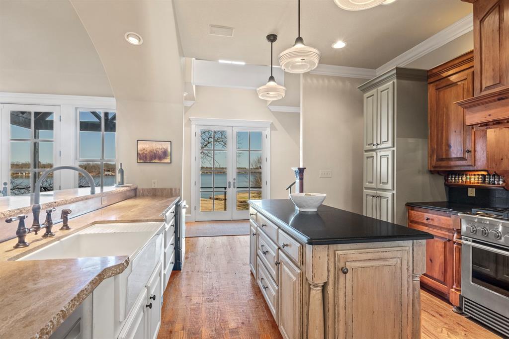 Lands End - Residential