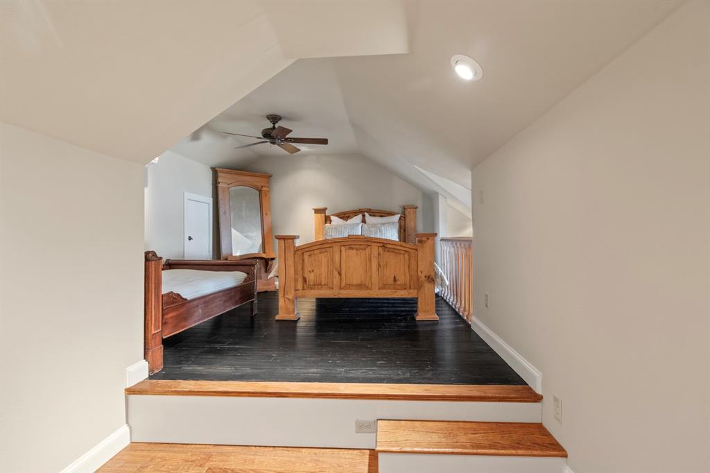 Lands End - Residential