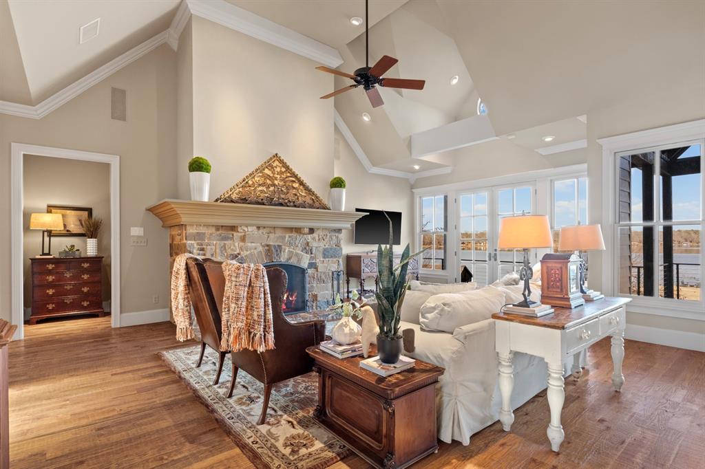 Lands End - Residential