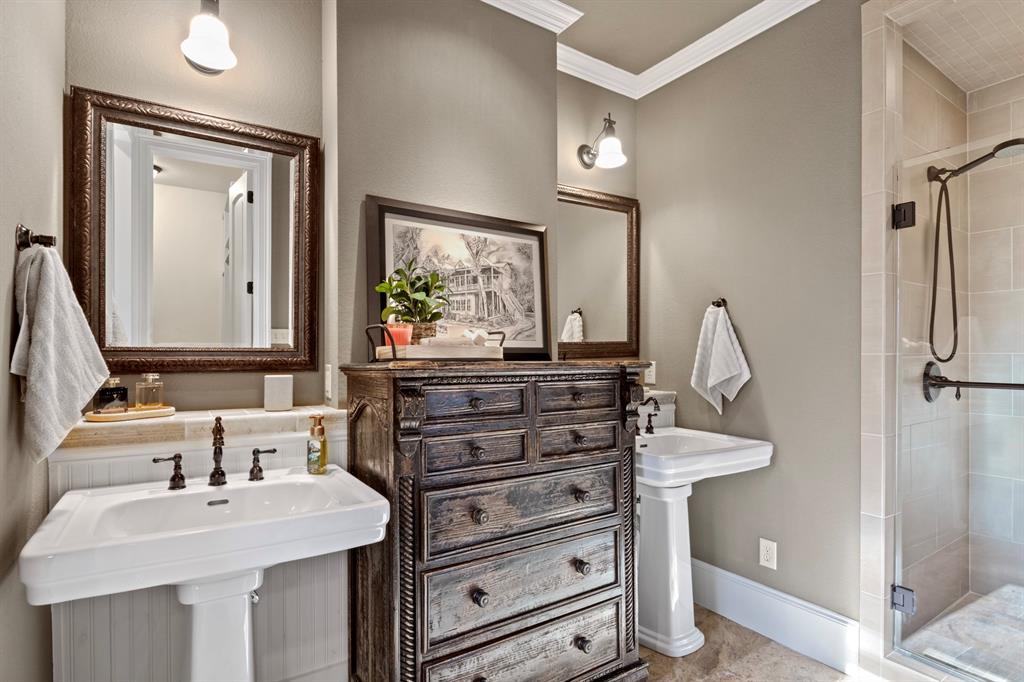 Lands End - Residential