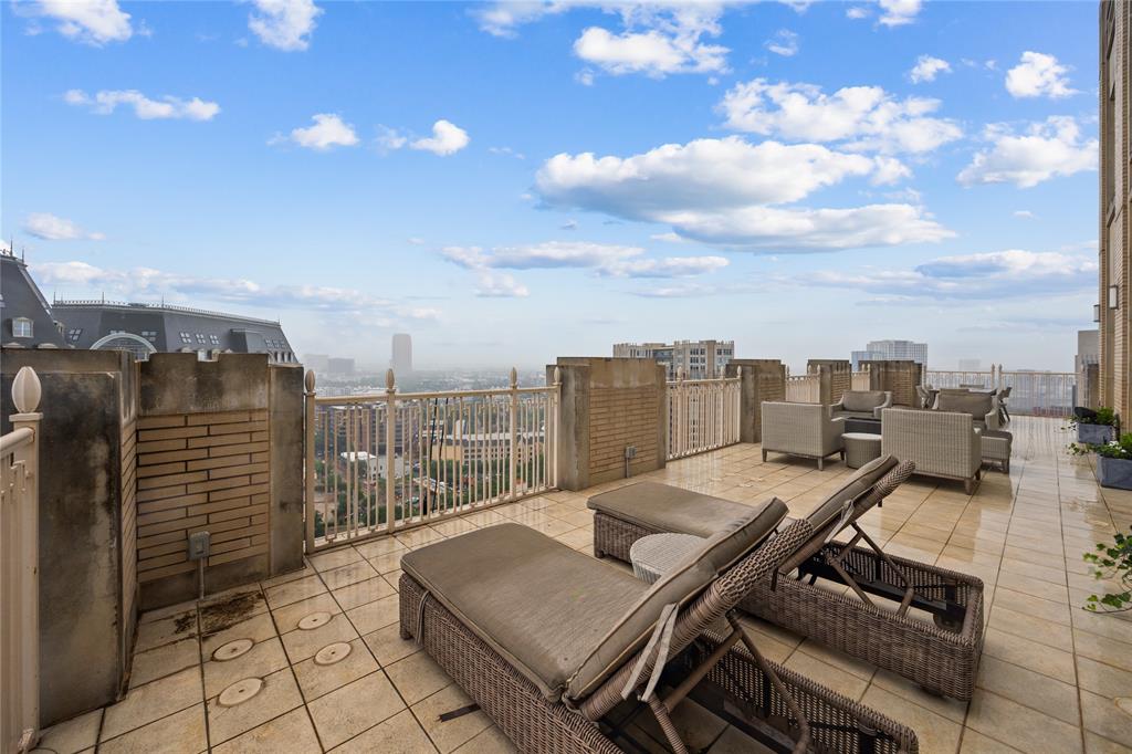 Residences - Residential
