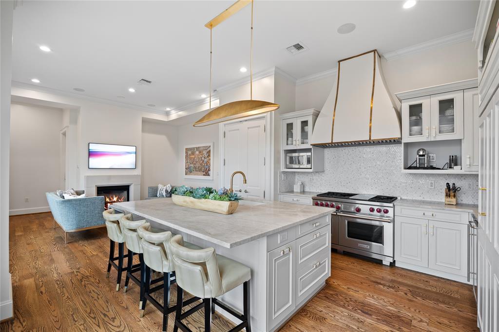 Residences - Residential