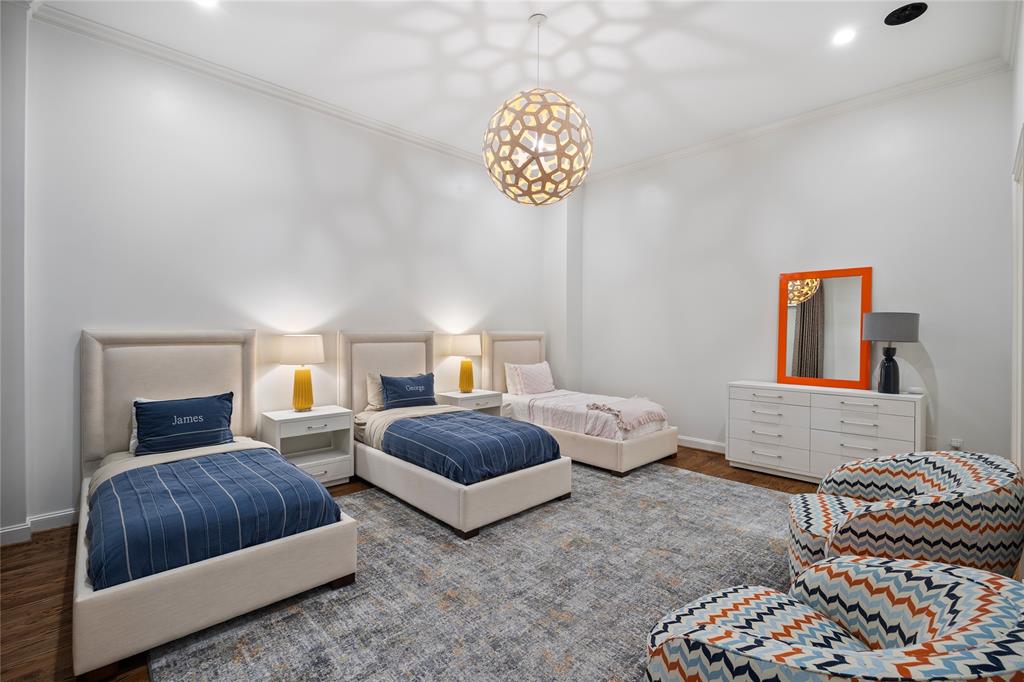 Residences - Residential