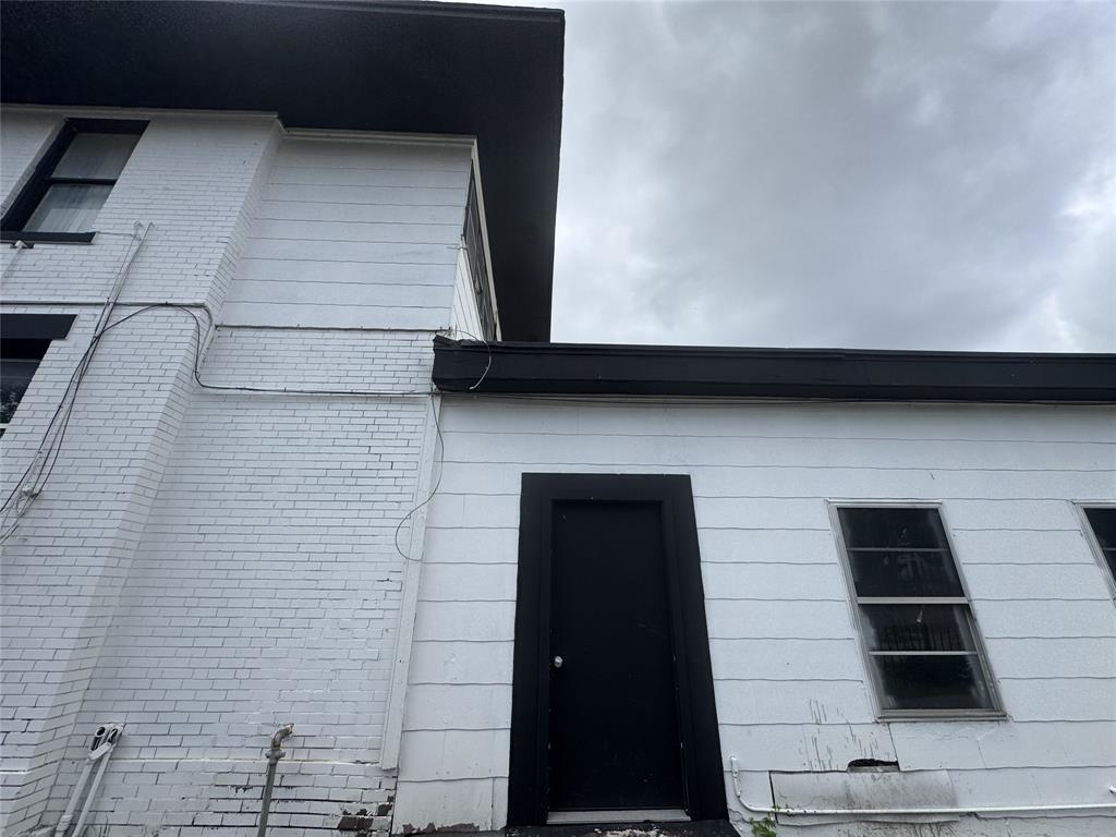 South Hemphill Heights Add - Commercial Sale