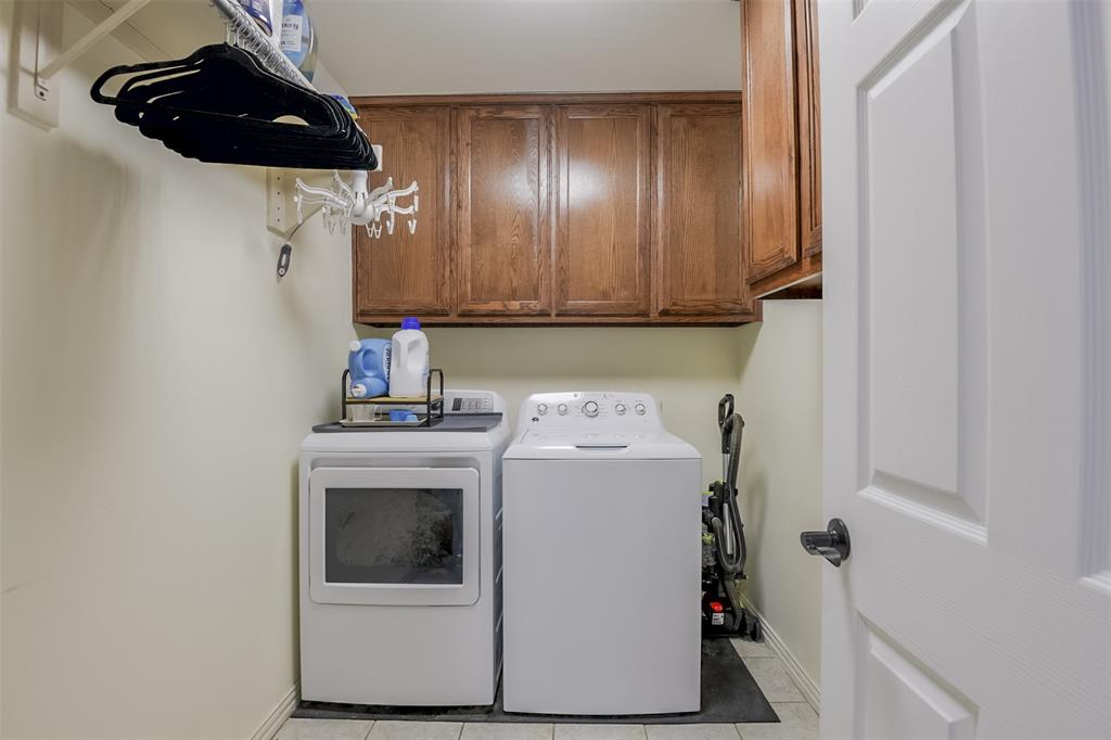 Tecumseh Park Estates #4 - Residential