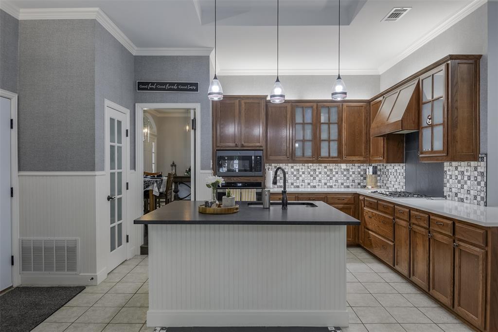 Tecumseh Park Estates #4 - Residential