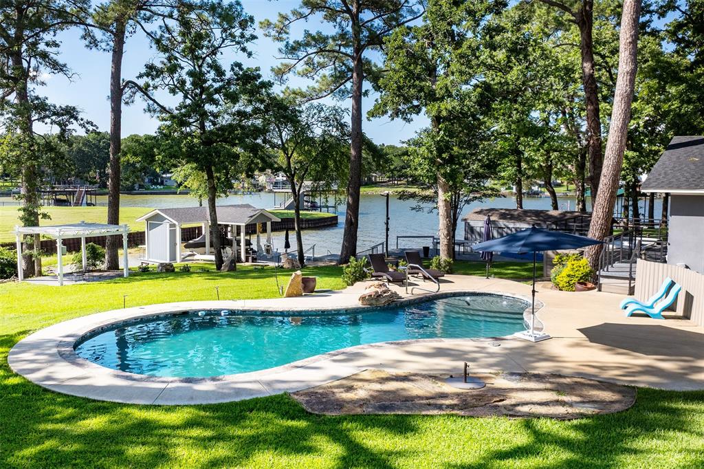 Paradise Bay - Residential