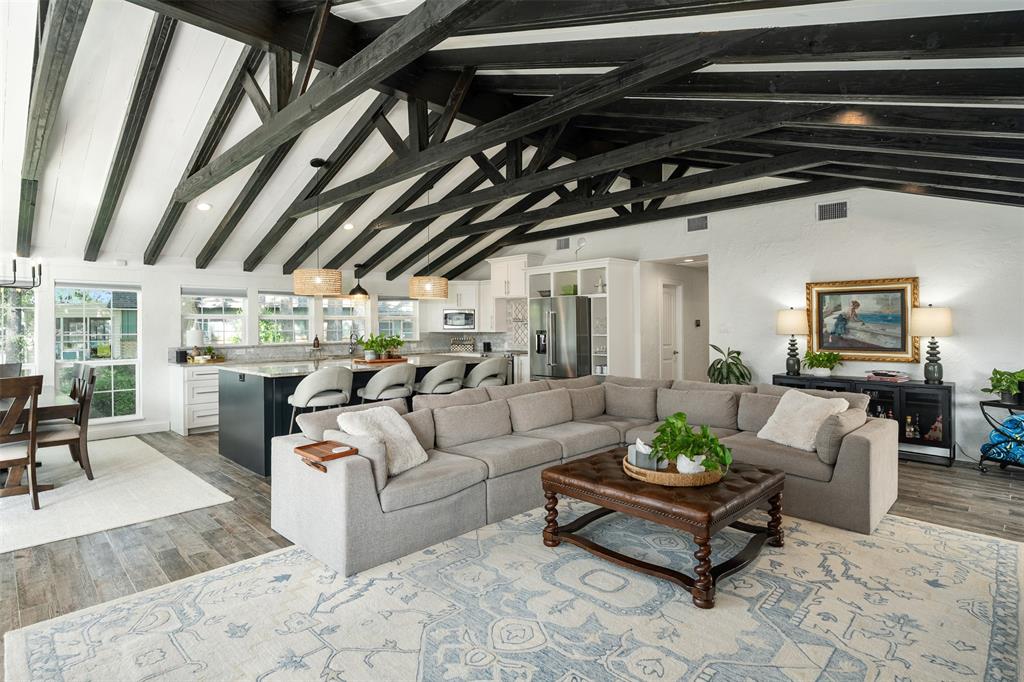 Paradise Bay - Residential