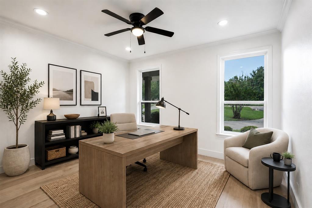 Emerald Sound At Lake Lewisvil - Residential
