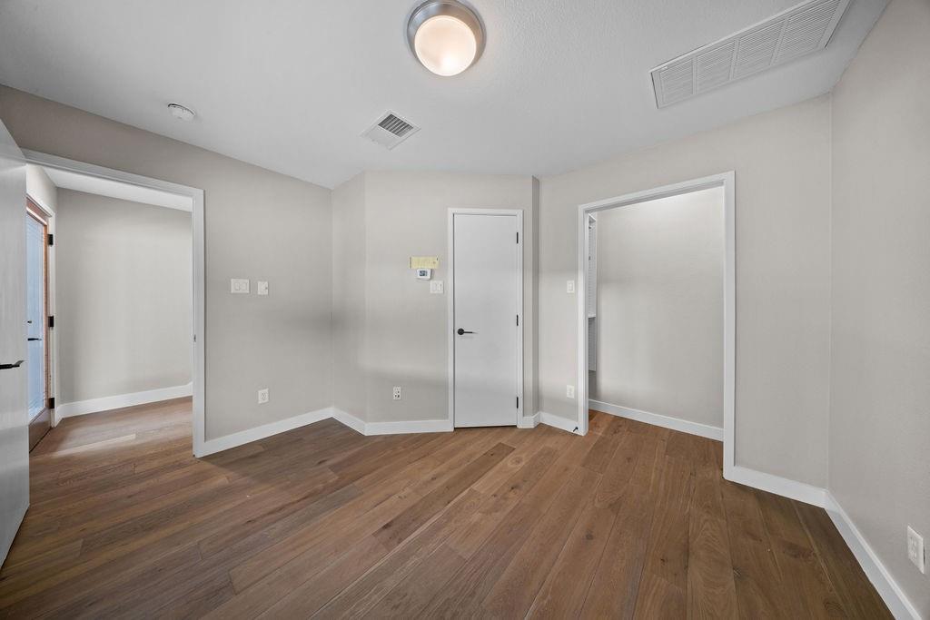 Sudance Row State Thomas - Residential