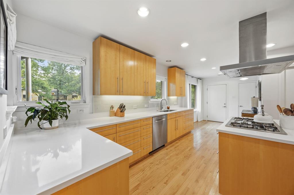 Casa Linda Estates - Residential