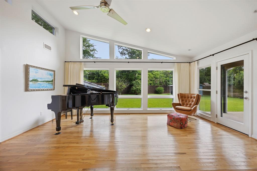 Casa Linda Estates - Residential