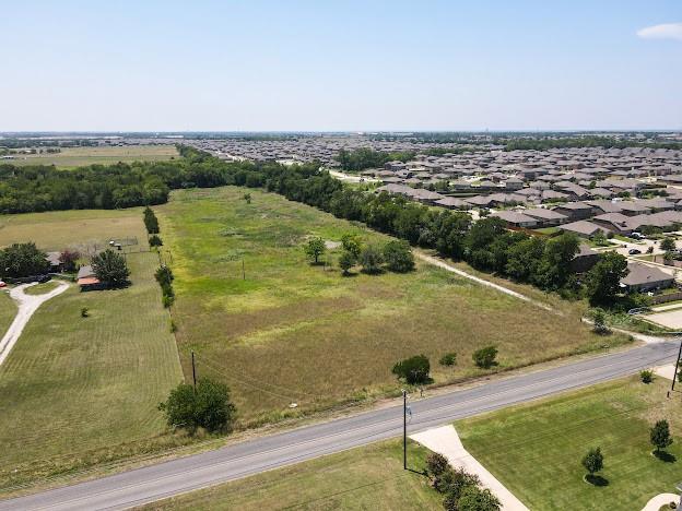 Welcome to this incredible opportunity to own 9.567 acres of prime land . Additionally, the proximity to McKinney ensures residents will have easy access to excellent shopping and dining options in less than 20 minutes. Don't miss out on the chance to create your own haven in this idyllic location.