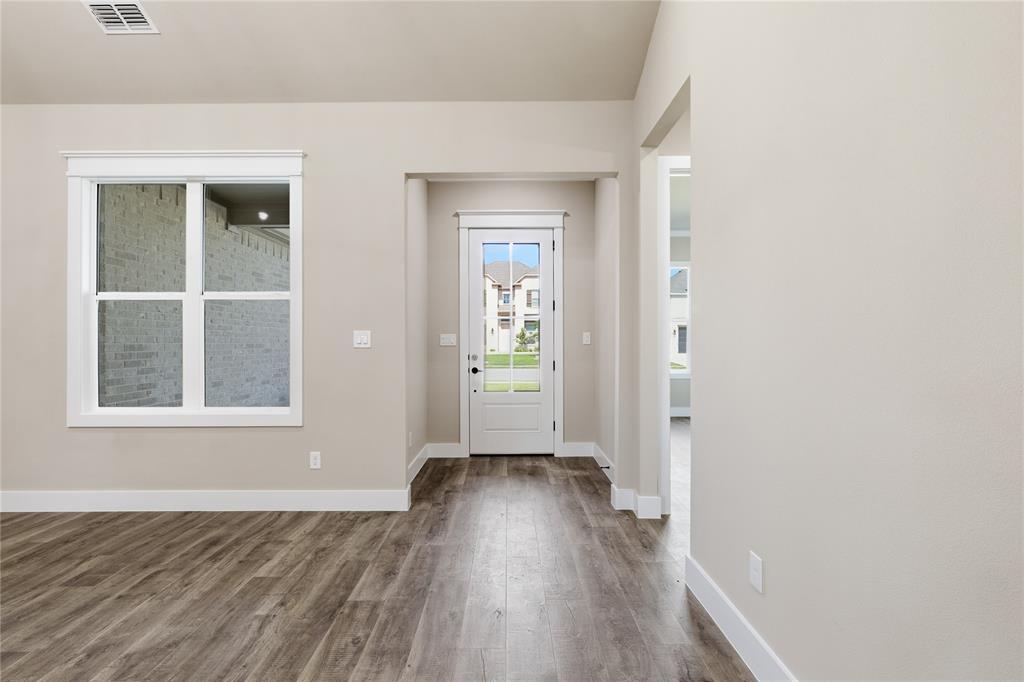 Lincoln Pointe - Residential