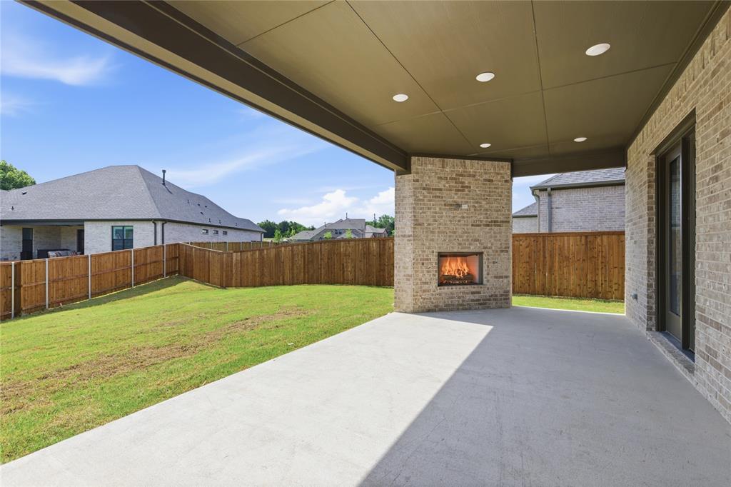 Lincoln Pointe - Residential
