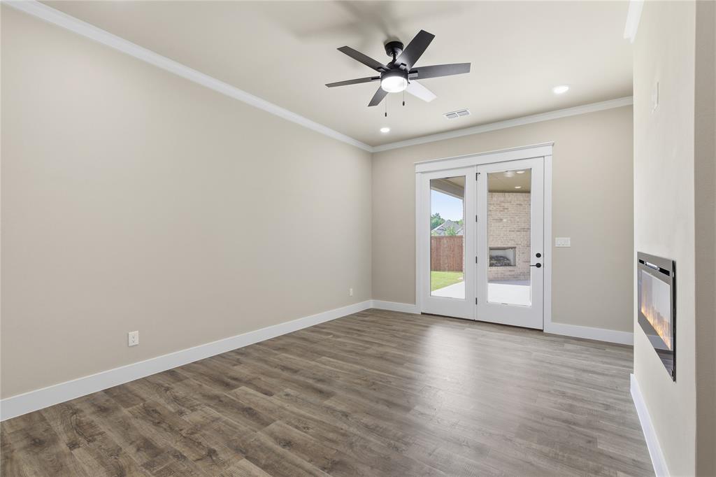 Lincoln Pointe - Residential