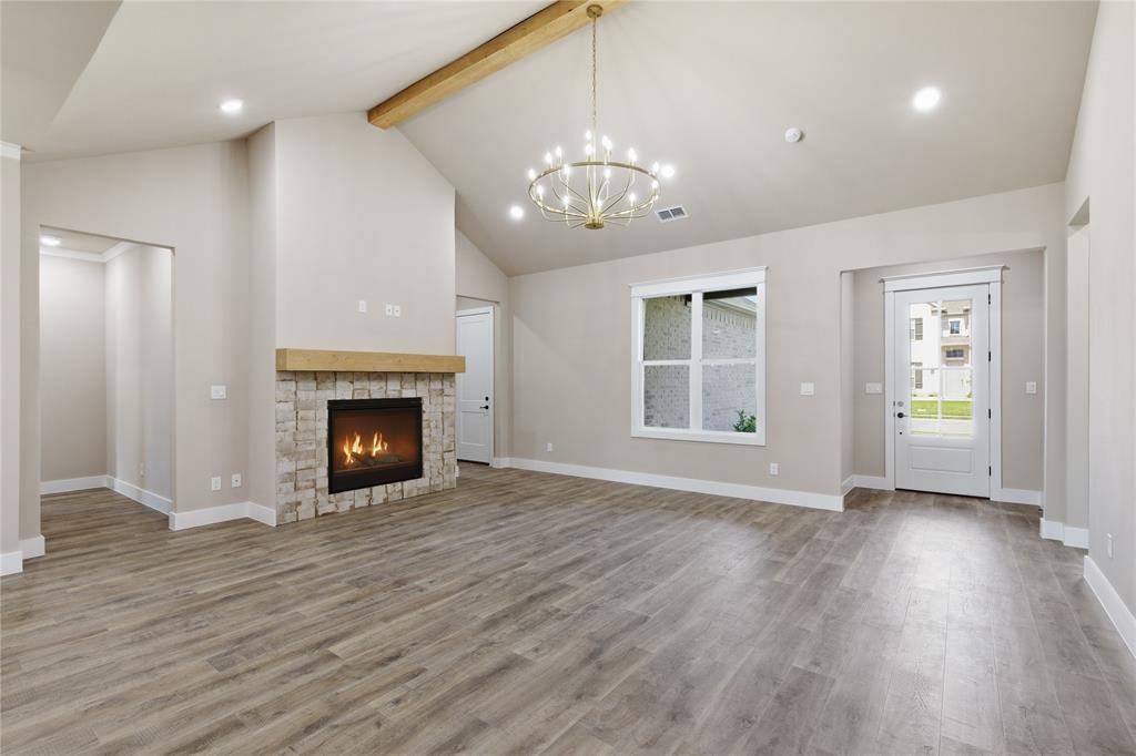 Lincoln Pointe - Residential