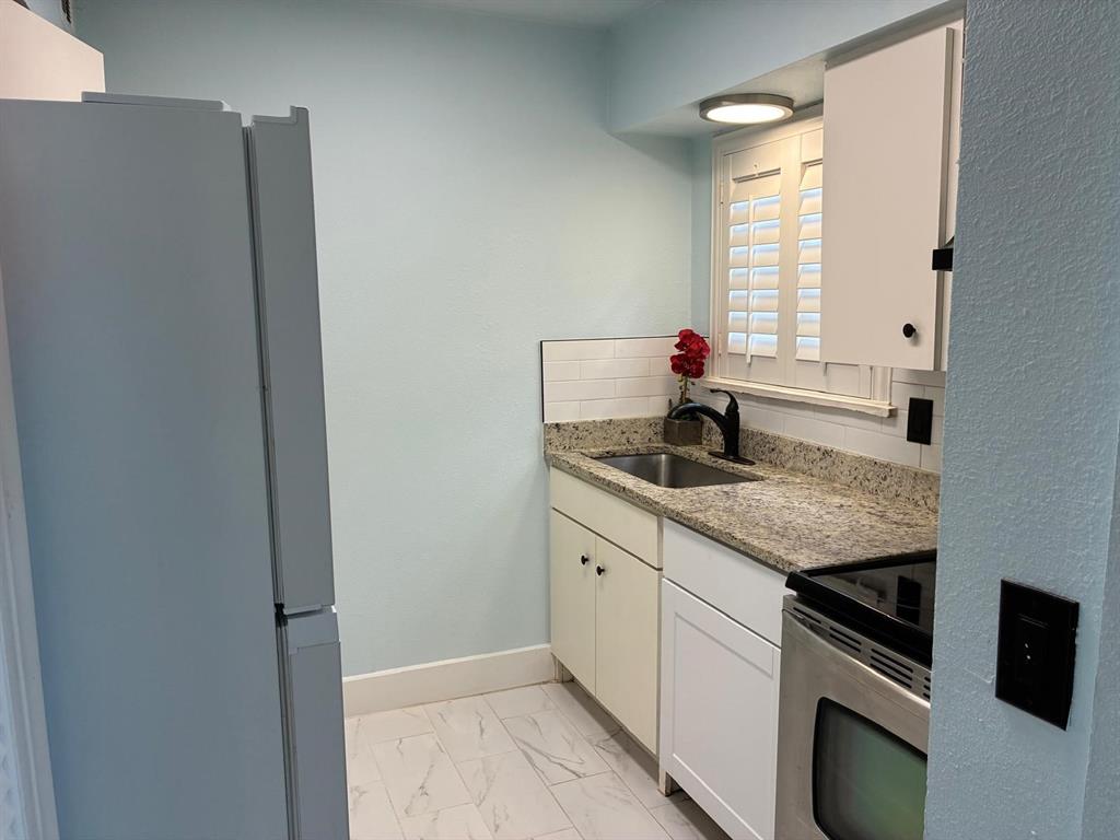 CARONDELET CONDOMINIUM - Residential