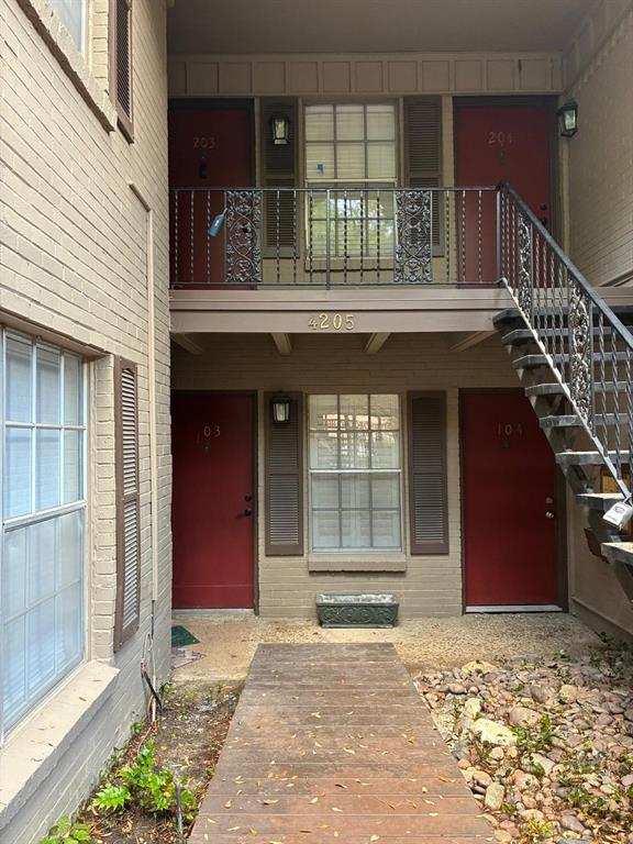 CARONDELET CONDOMINIUM - Residential