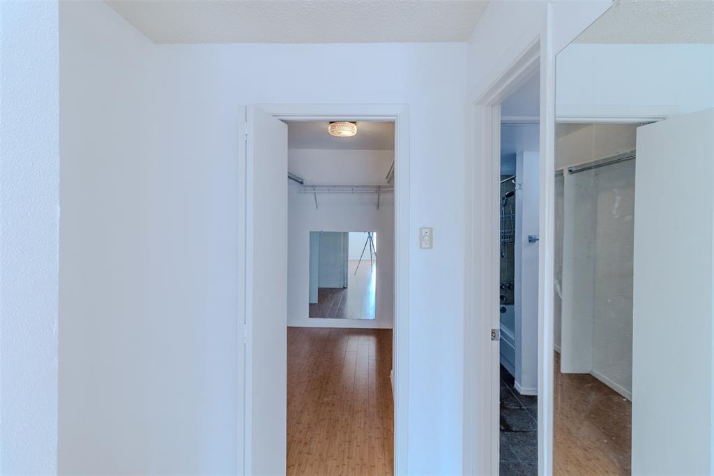 River Oaks Condos - Residential