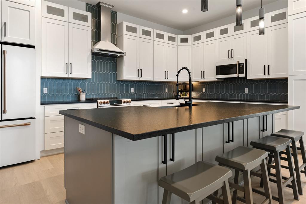 TREASURE ISLE ESTS - Residential