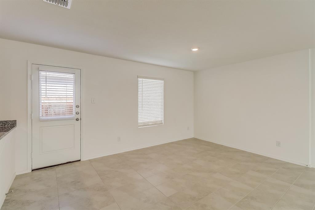 Trinity Crossing - Residential Lease
