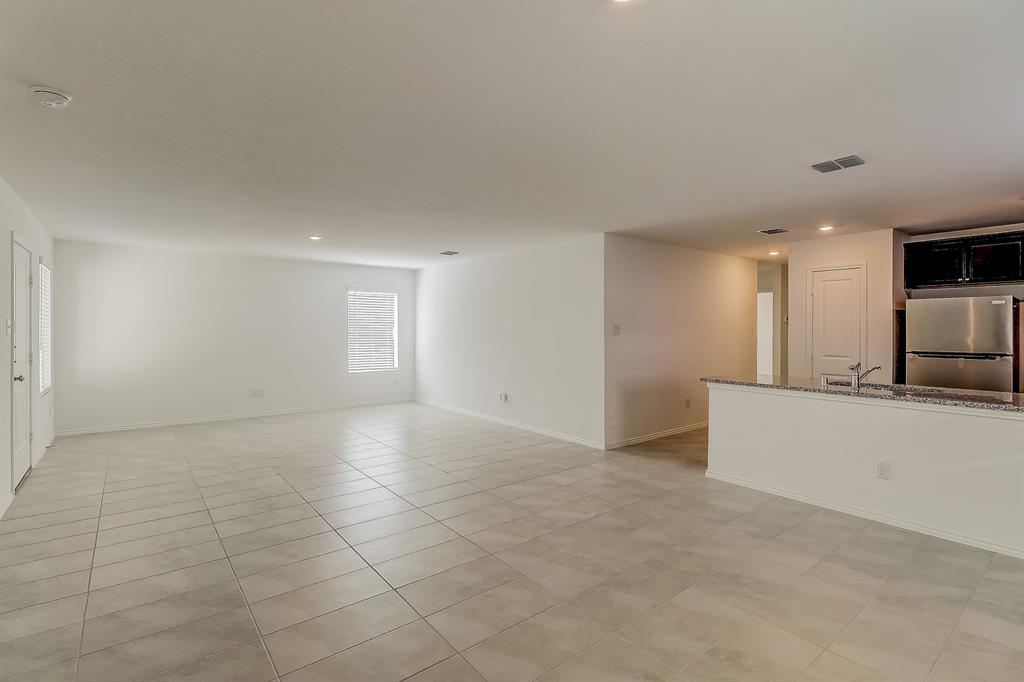 Trinity Crossing - Residential Lease