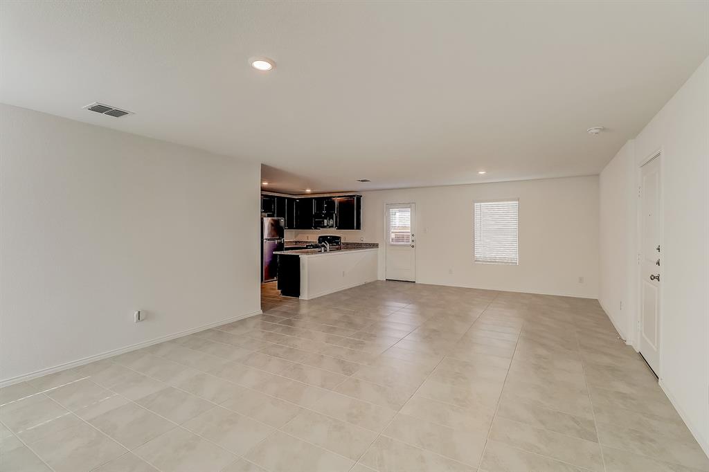 Trinity Crossing - Residential Lease