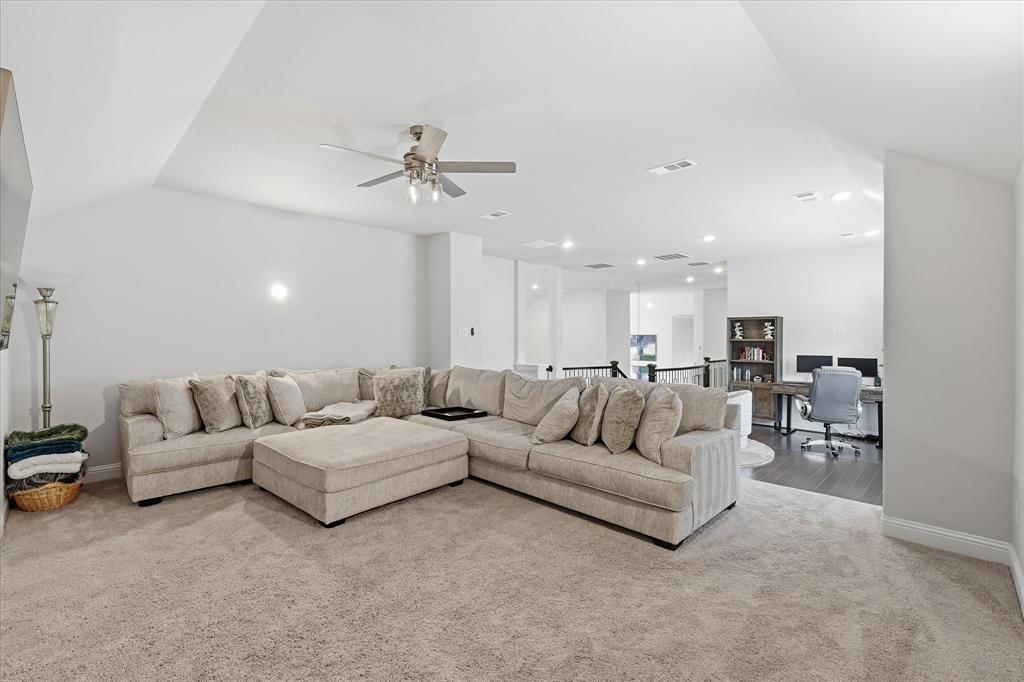 Lake Forest Ph II - Residential