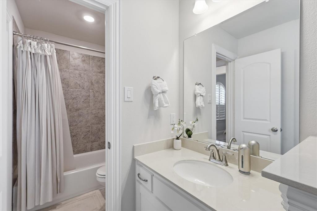 Lake Forest Ph II - Residential