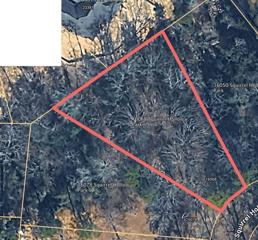 MINUTES FROM LAKE PALESTINE Welcome to Cumberland Ridge — where lakeside living meets the freedom to build exactly what you've imagined. This prime, level lot sits in one of the area's most sought-after lake communities and offers a rare blank canvas for your dream home. Enjoy low HOA fees alongside exclusive access to the neighborhood's private marina, ideal for boating and fishing. Spend weekends at the multiple community parks or out on the fishing pier, with convenient on-site storage available for RVs, boats, and trailers. Because the property is flat and build-ready, you'll skip the cost and hassle of major site work and move straight to designing your ideal residence. Located in the highly regarded Bullard ISD, it's a welcoming setting for families and weekenders alike. Whether you're envisioning a permanent home or a lake retreat, Cumberland Ridge is where nature and convenience come together. Claim your place in this idyllic community and embrace the lakeside lifestyle.  Owner is also selling MLS#: 21311801